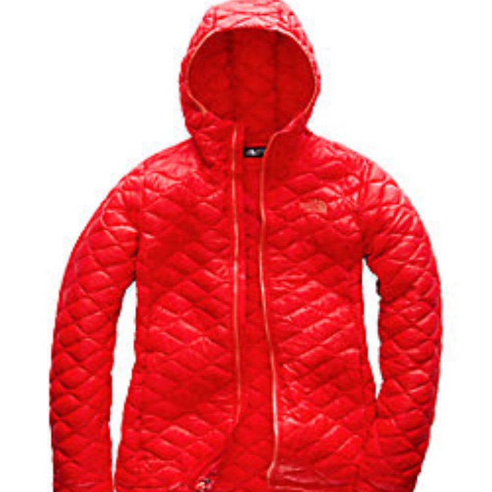 The NORTHFACE WOMEN’S THERMOBALL™ HOODIE   COLOR   JUICY RED